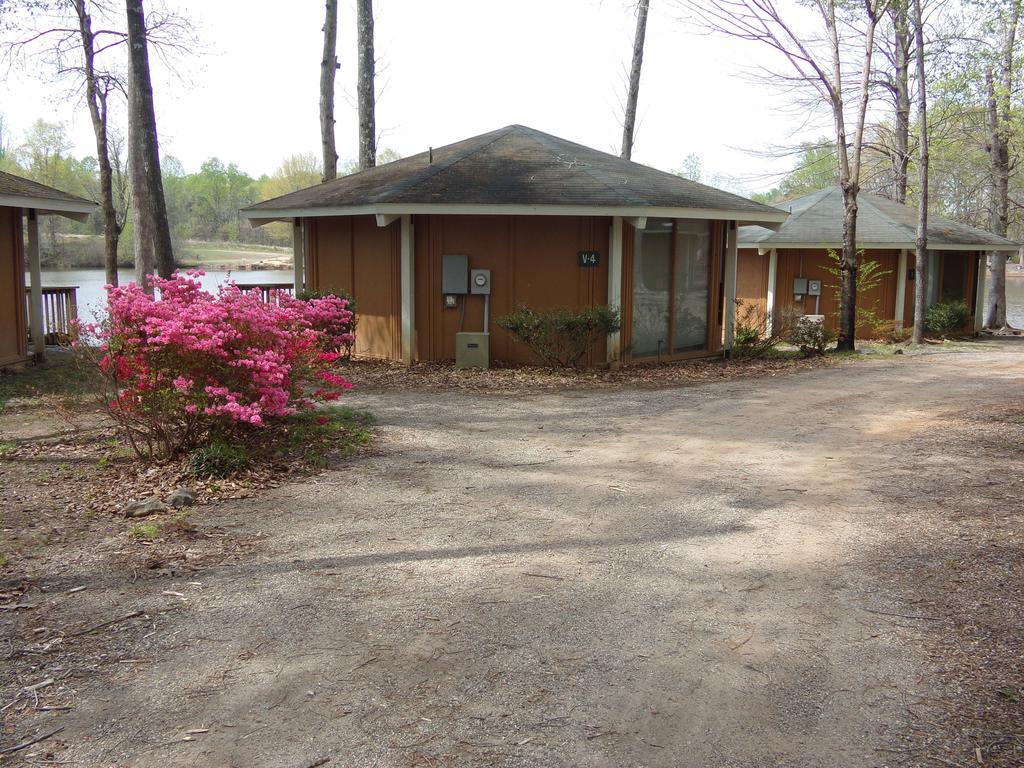 Lake Myers Lakeside Villa 16 Mocksville 外观 照片
